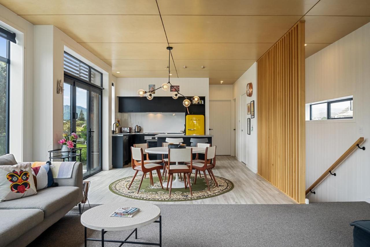 Sun And Serenity - Waikanae Beach Holiday Home Bagian luar foto